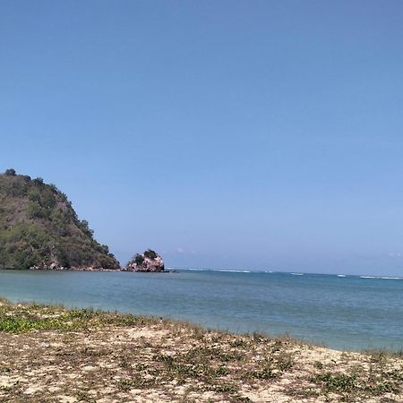 Diki Bungalows Kuta  ภายนอก รูปภาพ